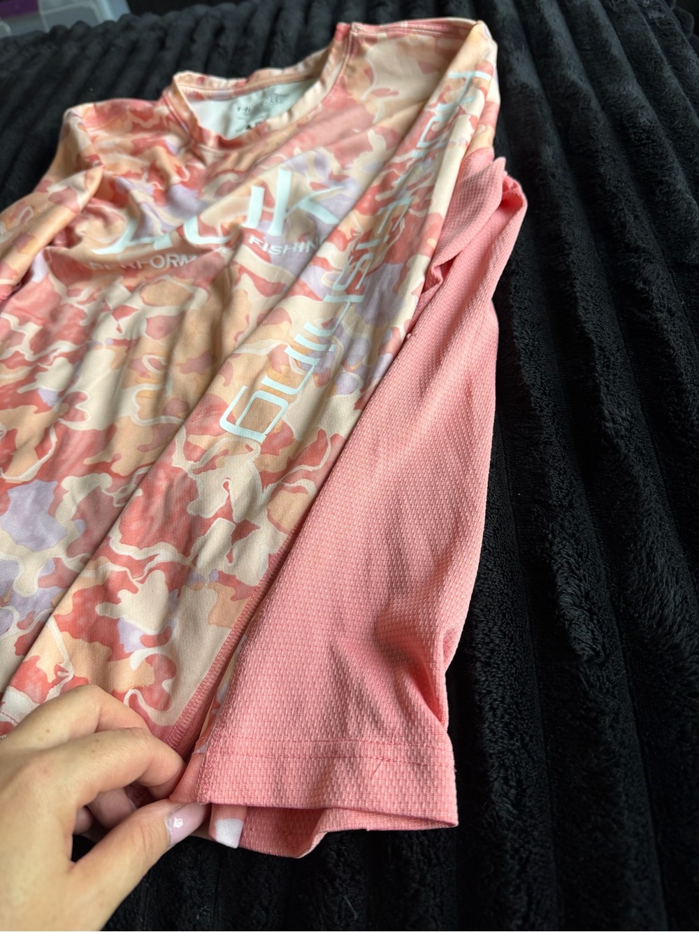 Huk women’s ' Performance Fishing Long-Sleeve Shirt - Pink Camo - Picture 5 of 5